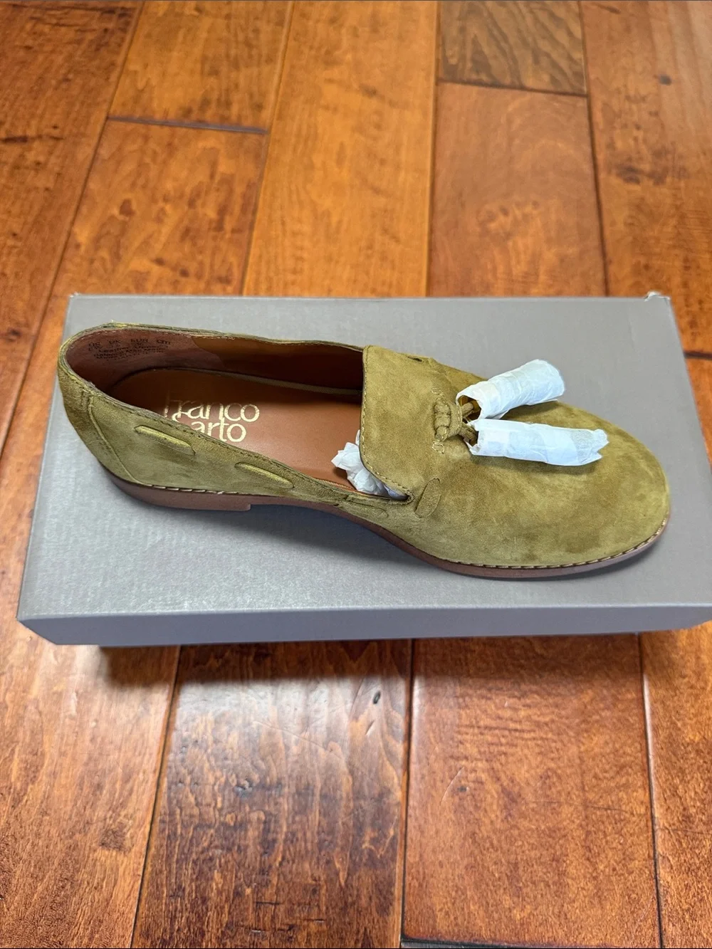 Franco Sarto elegant olive